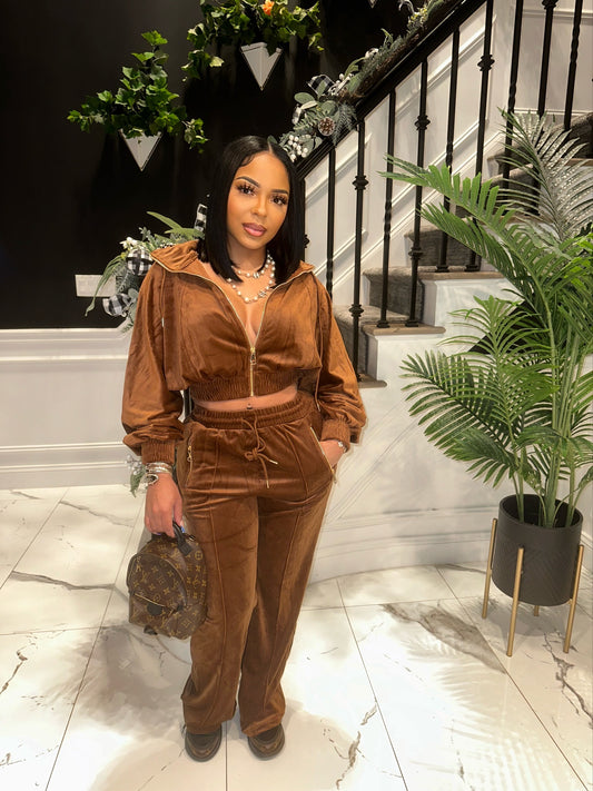 Brown “Brooklyn” sweatsuit